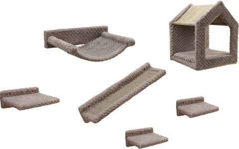 Cat Climbing Wall Monte Baldo